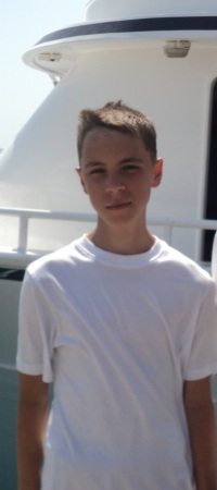 Аркадий Белов